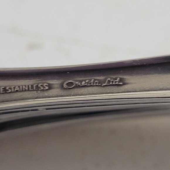 Vintage Roger's Oneida Stainless Steel 16 Piece Setting Flatware - Picture 4 of 5
